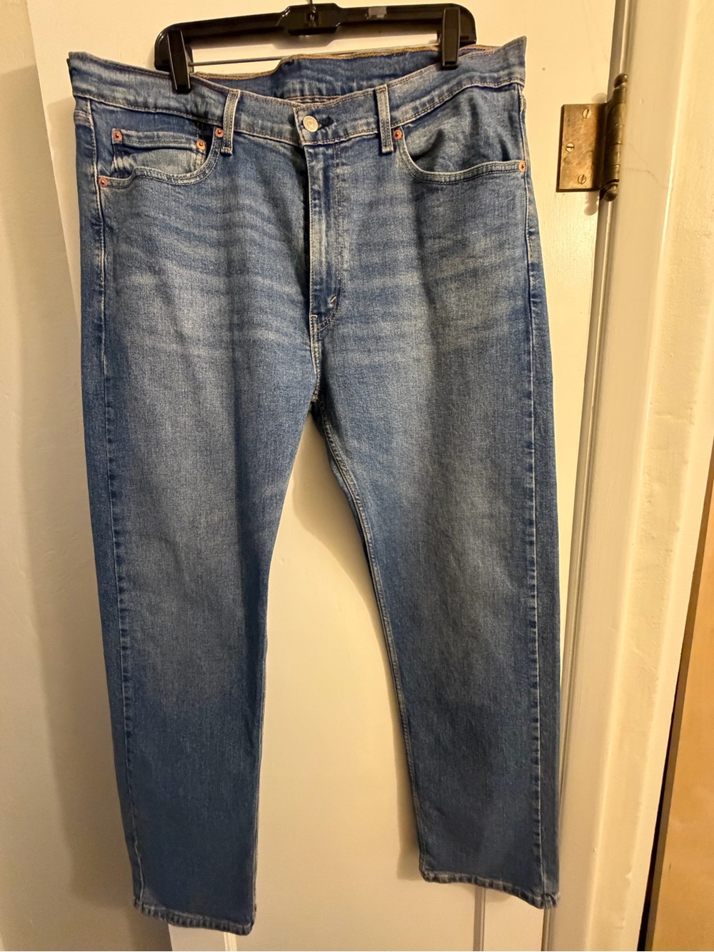 Levi's Straight Fit Medium Wash Blue Denim Jeans